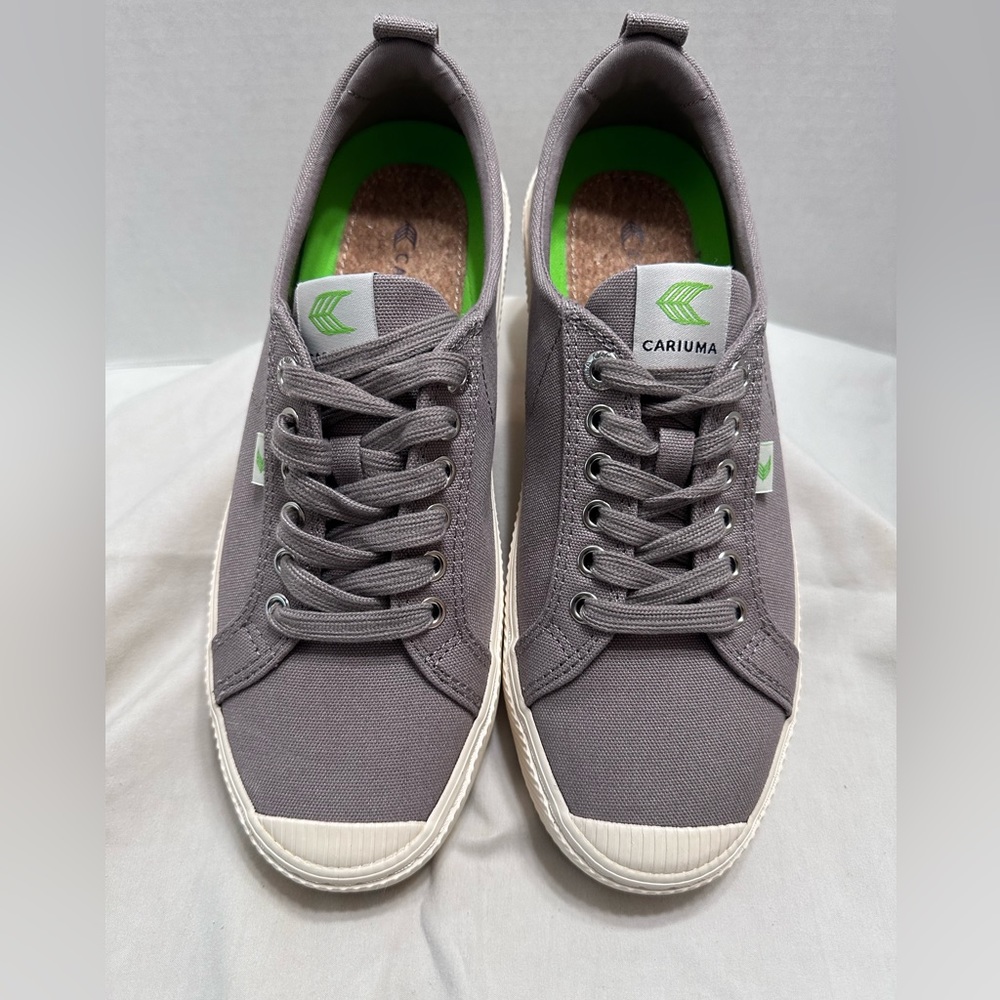 Cariuma Oca Low Mystic Grey Canvas Sneaker